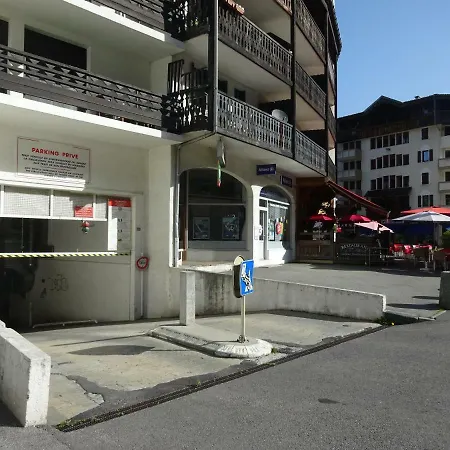Готель Chamonix-sud Studio Шамоні